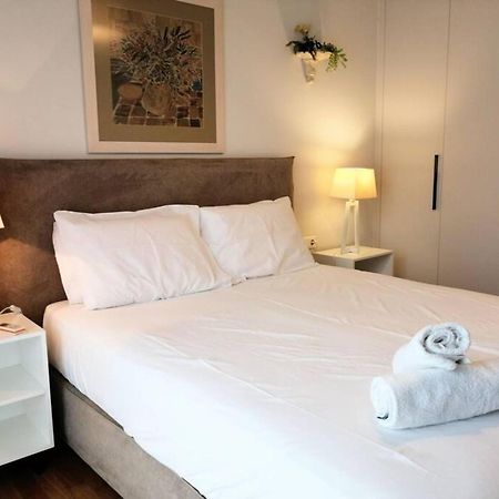 Elegant Apartment In Acropolis Athen Eksteriør bilde