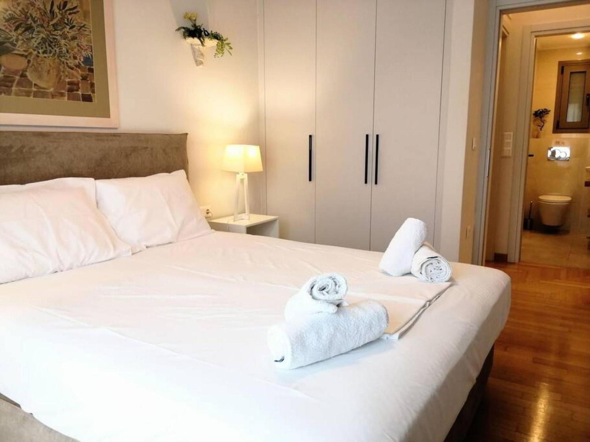 Elegant Apartment In Acropolis Athen Eksteriør bilde