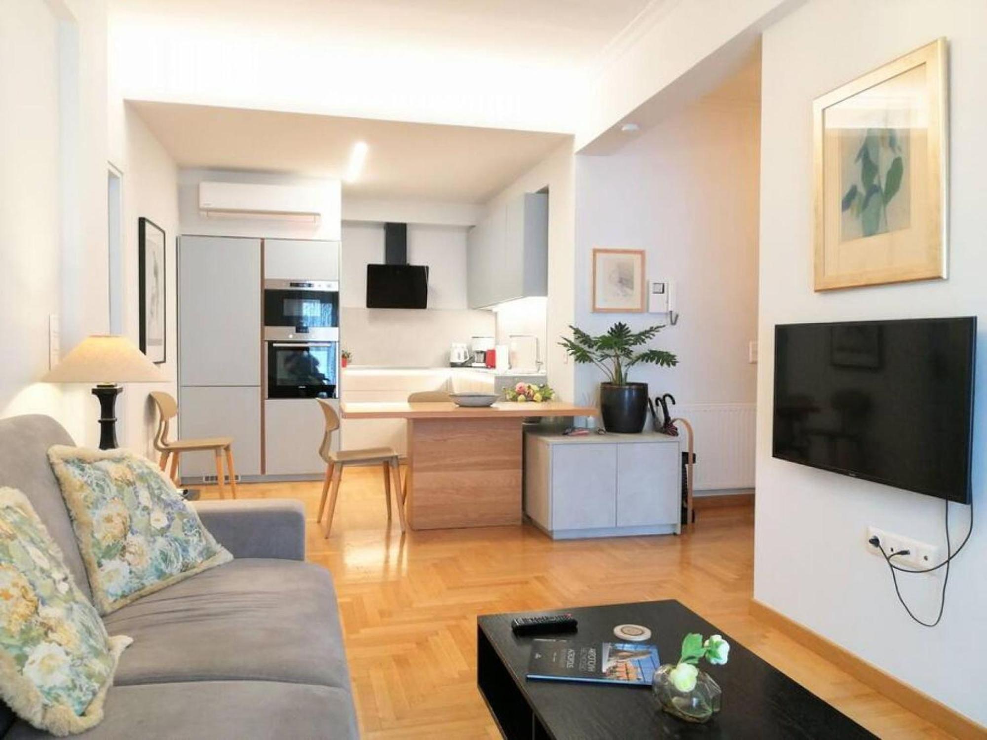 Elegant Apartment In Acropolis Athen Eksteriør bilde