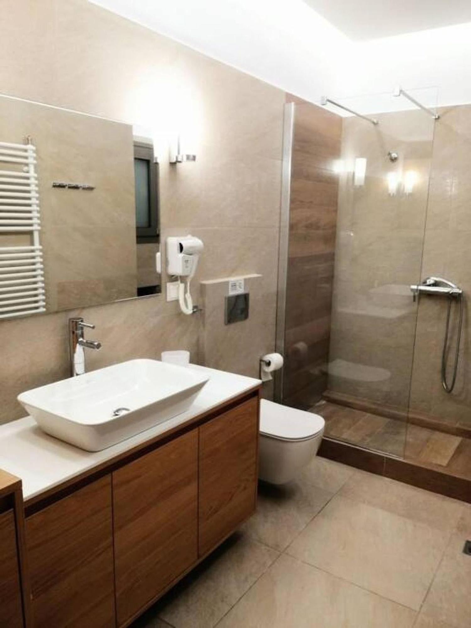 Elegant Apartment In Acropolis Athen Eksteriør bilde